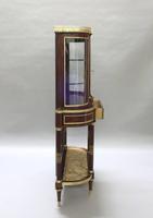 French 19th Century Mahogany Display Cabinet Attributed to Sormani (2 of 9) French 19th Century Mahogany Display Cabinet Attributed to Sormani (2 of 9)