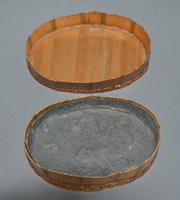 Late C18th French straw-work oval snuff-box (5 of 5) Late C18th French straw-work oval snuff-box (5 of 5)