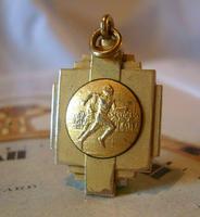 Antique Pocket Watch Chain Sporting Fob 1920s Art Deco Gilt Runner Sprinter Fob (3 of 7) Antique Pocket Watch Chain Sporting Fob 1920s Art Deco Gilt Runner Sprinter Fob (3 of 7)