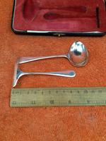Vintage Sterling Silver Hallmarked Cased Spoon & Pusher 1955 Sheffield, Viner's Ltd (7 of 9) Vintage Sterling Silver Hallmarked Cased Spoon & Pusher 1955 Sheffield, Viner's Ltd (7 of 9)
