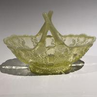 Victorian Davidson Yellow Vaseline Glass Posy Bowl - Lady Chippendale Pattern c.1890 (3 of 6) Victorian Davidson Yellow Vaseline Glass Posy Bowl - Lady Chippendale Pattern c.1890 (3 of 6)