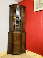 Glazed Corner Cabinet (6 of 7) Glazed Corner Cabinet (6 of 7)