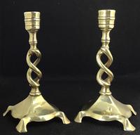 Pair of Mid Victorian Brass Barley Twist Candlesticks (2 of 5) Pair of Mid Victorian Brass Barley Twist Candlesticks (2 of 5)