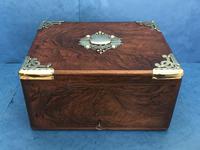 Victorian Brassbound Walnut Cigar Box (12 of 19) Victorian Brassbound Walnut Cigar Box (12 of 19)