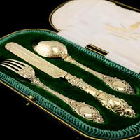Antique Victorian Solid Silver Gilt Traveling / Christening Cutlery Set - Martin Hall & Co. 1872 (2 of 22) Antique Victorian Solid Silver Gilt Traveling / Christening Cutlery Set - Martin Hall & Co. 1872 (2 of 22)