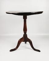 18th Century Elm Tripod Table (3 of 11) 18th Century Elm Tripod Table (3 of 11)