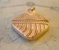 Antique Pocket Watch Chain Fob 1890 Victorian 10ct Rose Gold Filled Puffy Fob (9 of 10) Antique Pocket Watch Chain Fob 1890 Victorian 10ct Rose Gold Filled Puffy Fob (9 of 10)