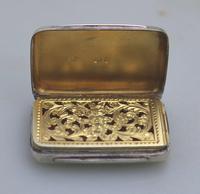 Attractive Victorian Engraved Solid Silver Vinaigrette London c.1877 (6 of 8) Attractive Victorian Engraved Solid Silver Vinaigrette London c.1877 (6 of 8)