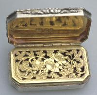 Good William IV Solid Silver Vinaigrette London 1832 (4 of 10) Good William IV Solid Silver Vinaigrette London 1832 (4 of 10)