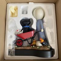 Doug Hyde cold cast porcelain sculpture titled "Daisy Trail" complete with all original boxes and certificate of Authenticity (4 of 10) Doug Hyde cold cast porcelain sculpture titled "Daisy Trail" complete with all original boxes and certificate of Authenticity (4 of 10)