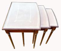Nest of Three Mahogany Tables (2 of 5) Nest of Three Mahogany Tables (2 of 5)