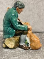 The Master Figurine (4 of 9) The Master Figurine (4 of 9)