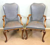 Set of Six Antique Queen Anne Style Walnut Dining Chairs (3 of 15) Set of Six Antique Queen Anne Style Walnut Dining Chairs (3 of 15)