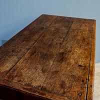 17th Century Oak Chest of Drawers (6 of 6) 17th Century Oak Chest of Drawers (6 of 6)