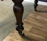 Victorian Mahogany Dining Table with two additional leaves (9 of 11) Victorian Mahogany Dining Table with two additional leaves (9 of 11)