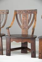 6 Arts & Crafts Carved Oak Chairs (6 of 12) 6 Arts & Crafts Carved Oak Chairs (6 of 12)
