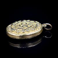 Antique 'IOGT' Rolled Gold Double Sided Engraved Oval Photo Locket Pendant (3 of 9) Antique 'IOGT' Rolled Gold Double Sided Engraved Oval Photo Locket Pendant (3 of 9)