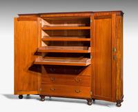 Mid 19th Century Mahogany Wardrobe (3 of 7) Mid 19th Century Mahogany Wardrobe (3 of 7)