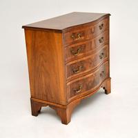 Antique Figured Walnut Serpentine Chest of Drawers (10 of 10) Antique Figured Walnut Serpentine Chest of Drawers (10 of 10)