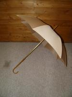 Vintage Ladies Beige Canopy Umbrella with Skilfully Clad Leather Crook Handle (2 of 14) Vintage Ladies Beige Canopy Umbrella with Skilfully Clad Leather Crook Handle (2 of 14)