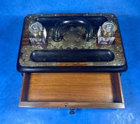 Victorian Brassbound Walnut Inkstand (14 of 16) Victorian Brassbound Walnut Inkstand (14 of 16)