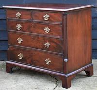 Good Quality Georgian Mahogany Chest of Drawers with Quarter Columns c.1760 (3 of 12) Good Quality Georgian Mahogany Chest of Drawers with Quarter Columns c.1760 (3 of 12)
