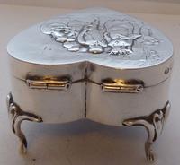 Rare Large 1904 Hallmarked Solid Silver Love Heart Pill Earring Jewellery Box (11 of 13) Rare Large 1904 Hallmarked Solid Silver Love Heart Pill Earring Jewellery Box (11 of 13)