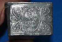 C18th pewter snuff-box (4 of 6) C18th pewter snuff-box (4 of 6)