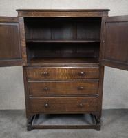 Good Quality Carved Oak Tallboy / Linen Press / Wardrobe (5 of 11) Good Quality Carved Oak Tallboy / Linen Press / Wardrobe (5 of 11)