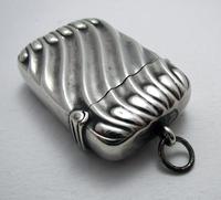 Good Quality CHESTER Antique Victorian 1899 Solid Sterling Silver English Wrythen Vesta Case Match Box. John Millward Banks (2 of 11) Good Quality CHESTER Antique Victorian 1899 Solid Sterling Silver English Wrythen Vesta Case Match Box. John Millward Banks (2 of 11)