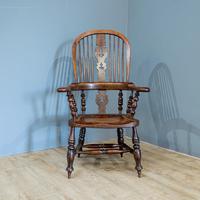 Broad Arm Windsor Chair (2 of 5) Broad Arm Windsor Chair (2 of 5)