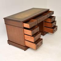 Antique Victorian Mahogany Pedestal Desk (9 of 10) Antique Victorian Mahogany Pedestal Desk (9 of 10)