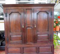 Country Oak Press Cupboard 1730 (3 of 10) Country Oak Press Cupboard 1730 (3 of 10)
