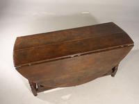 Good & Unusual Early 18th Century 8 Seater Gateleg Table (6 of 7) Good & Unusual Early 18th Century 8 Seater Gateleg Table (6 of 7)