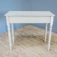Vintage Painted Side Table (5 of 6) Vintage Painted Side Table (5 of 6)