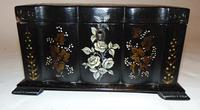 Victorian decorated papier mache tea caddy (6 of 6) Victorian decorated papier mache tea caddy (6 of 6)