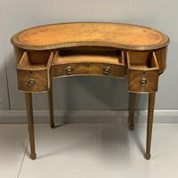 Edwardian Kidney Shape Dressing Table (3 of 9) Edwardian Kidney Shape Dressing Table (3 of 9)