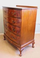 Antique Bow Front Figured Walnut Chest of Drawers (8 of 11) Antique Bow Front Figured Walnut Chest of Drawers (8 of 11)