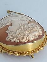 Italian Cameo Brooch (3 of 5) Italian Cameo Brooch (3 of 5)