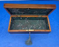 Victorian Irish Killarney Ware Glove Box (10 of 12) Victorian Irish Killarney Ware Glove Box (10 of 12)