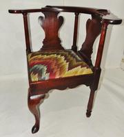 George II Red Walnut Corner Chair (4 of 7) George II Red Walnut Corner Chair (4 of 7)