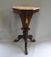 Late Victorian Walnut Trumpet Workbox Table (2 of 7) Late Victorian Walnut Trumpet Workbox Table (2 of 7)