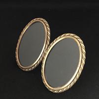 Victorian Brass Oval Double Easel Photo Frame. (3 of 4) Victorian Brass Oval Double Easel Photo Frame. (3 of 4)