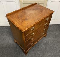 Queen Anne Burr Walnut Chest of 4 Drawers (10 of 12) Queen Anne Burr Walnut Chest of 4 Drawers (10 of 12)