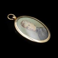 Antique Edwardian Large Oval Portrait Rolled Gold Picture Locket Pendant (2 of 10) Antique Edwardian Large Oval Portrait Rolled Gold Picture Locket Pendant (2 of 10)