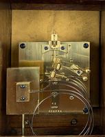Fine Quality Burr Walnut Bracket / Mantel Clock By Lenzkirch (4 of 11) Fine Quality Burr Walnut Bracket / Mantel Clock By Lenzkirch (4 of 11)