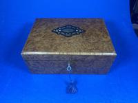19th Century French Burr Cedar Inlaid Box (11 of 11) 19th Century French Burr Cedar Inlaid Box (11 of 11)