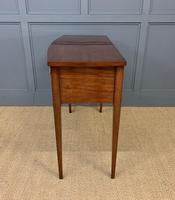 George III Mahogany Side Table (2 of 10) George III Mahogany Side Table (2 of 10)