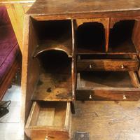Early 18th Century Oak Bureau on Stand (4 of 7) Early 18th Century Oak Bureau on Stand (4 of 7)