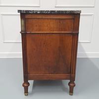 Early French Walnut Chest of Drawers c1790 (4 of 7) Early French Walnut Chest of Drawers c1790 (4 of 7)